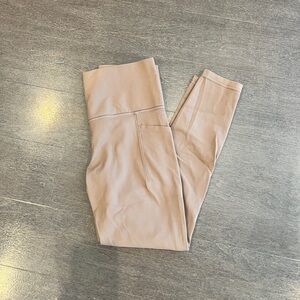 Athleta Salutation Stash Leggings